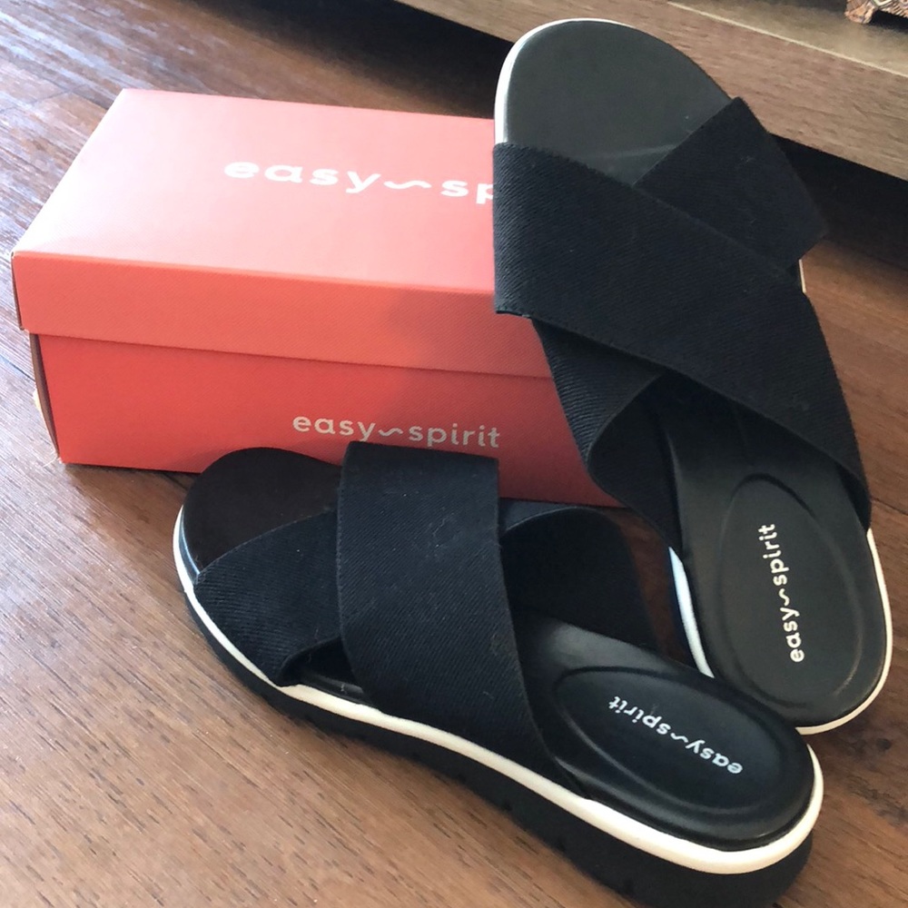 Easy Spirit Sandals